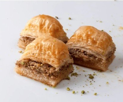 2 Kg Taze ve Çıtır Cevizli Baklava Tepsisi pasta