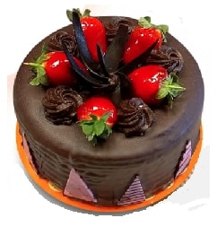 Doyurucu Porsiyon 6–9 Kişilik Çikolatalı Yaş Pasta pasta