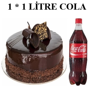 Geleneksel Tarifle Hazırlanan Taze Çikolatalı Pasta pasta